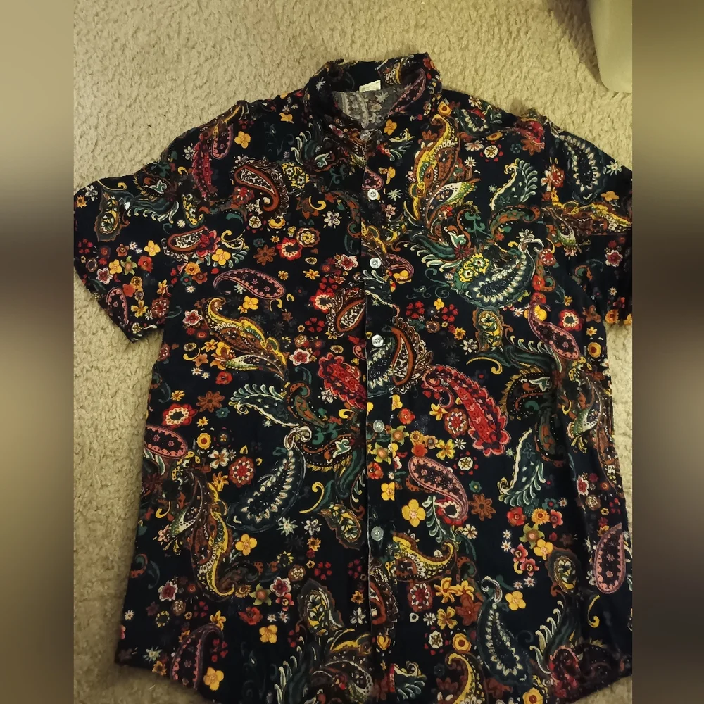 Unbranded Button Up - Picture 1 of 1
